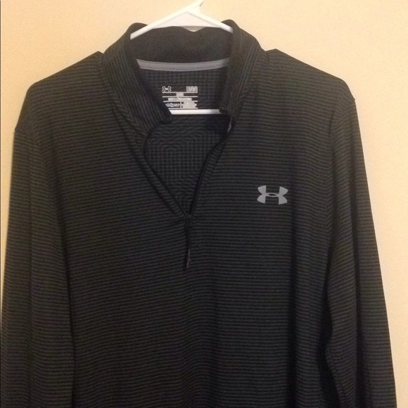 Under Armour Other - Under armor cold gear large quarter zip active top